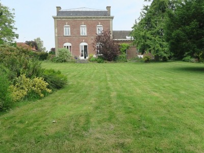 MAISON - ENNETIERES EN WEPPES - 253 m2 - 599500€