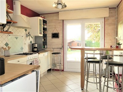 MAISON - HALLENNES LEZ HAUBOURDIN - 94 m2 - 277000€