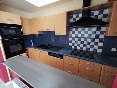 MAISON - HALLENNES LEZ HAUBOURDIN - 88 m2 - 194000€
