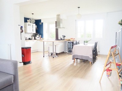 MAISON - HALLENNES LEZ HAUBOURDIN - 85 m2 - VENDU