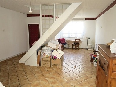 MAISON - HAUBOURDIN - 103 m2 - 174000€