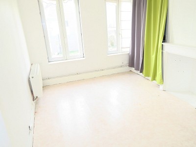 MAISON - HAUBOURDIN - 230 m2 - 250000€