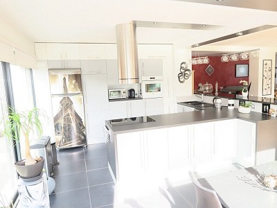 MAISON - HAUBOURDIN - 200 m2 - 455000€