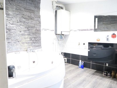 MAISON - HALLENNES LEZ HAUBOURDIN - 120 m2 - 249500€